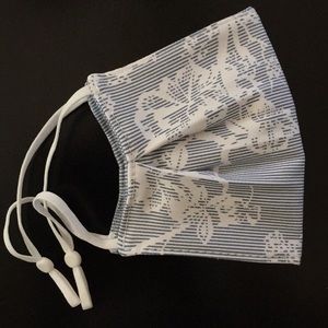 Totally Chic Stripes Reusable Face Mask *20SPrints